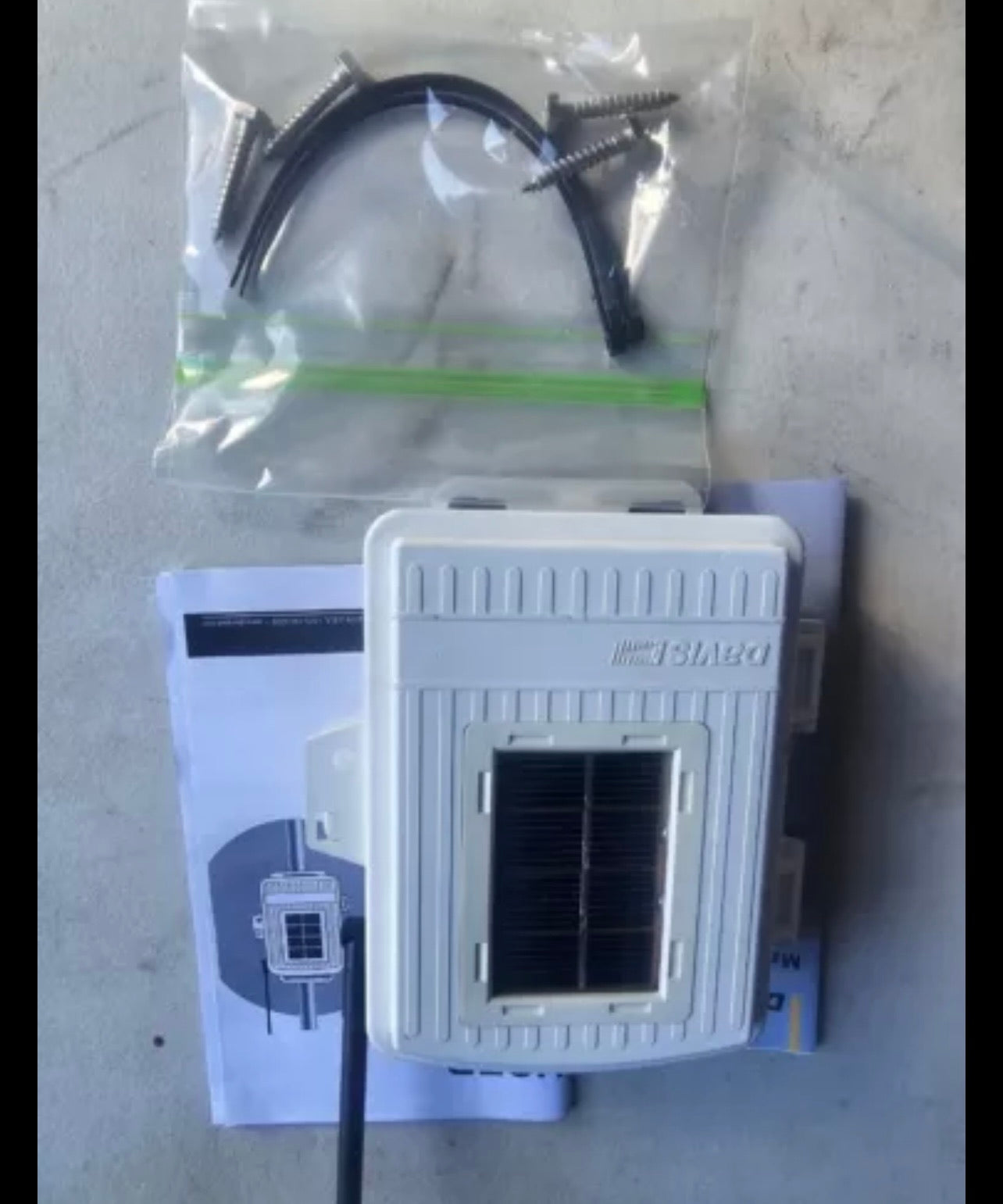 627 Davis Standard Wireless Repeater With Solar Power